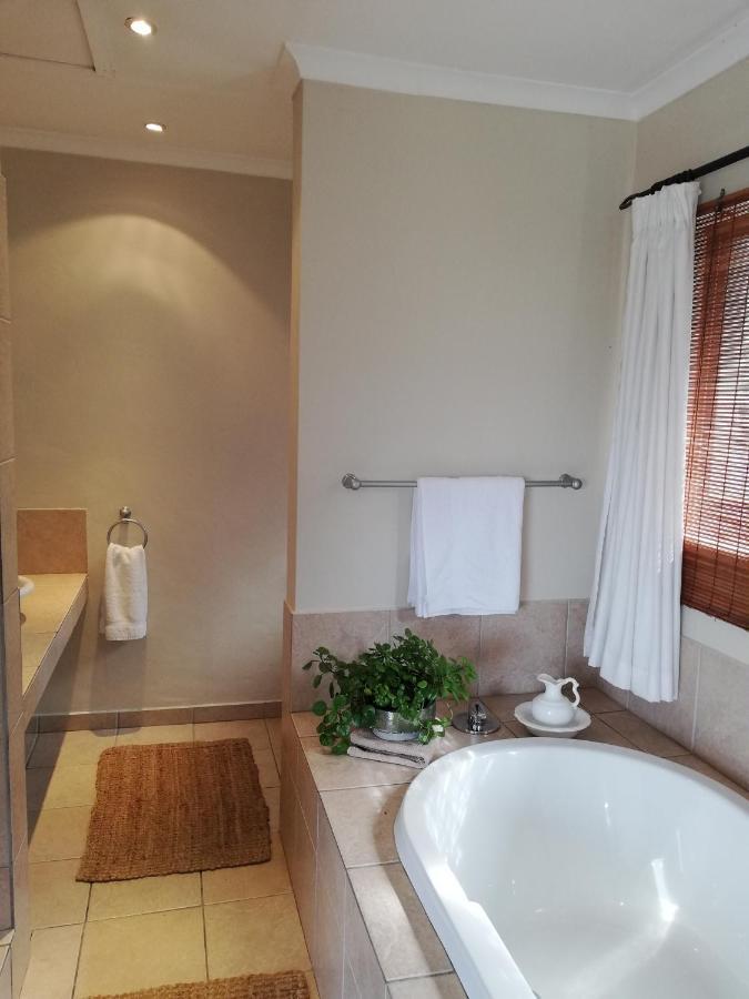 Mahogany Villa Guesthouse - Solar Μπαλίτο Εξωτερικό φωτογραφία